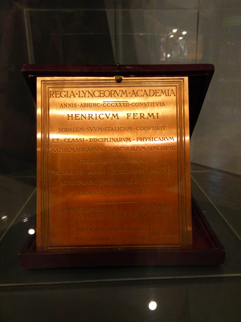 targa, TARGA ORIGINALE DELL’AMMISSIONE DI FERMI NELL’ACCADEMIA DEI LINCEI (1935)