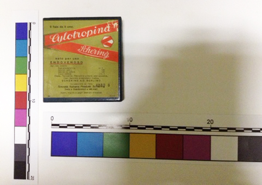 Scatola in cartone confezione di Ciclotropina per via endovenosa per le infezioni dell’apparato unitario, 5 fiale (scatola, Strumento medico) (XX sec)