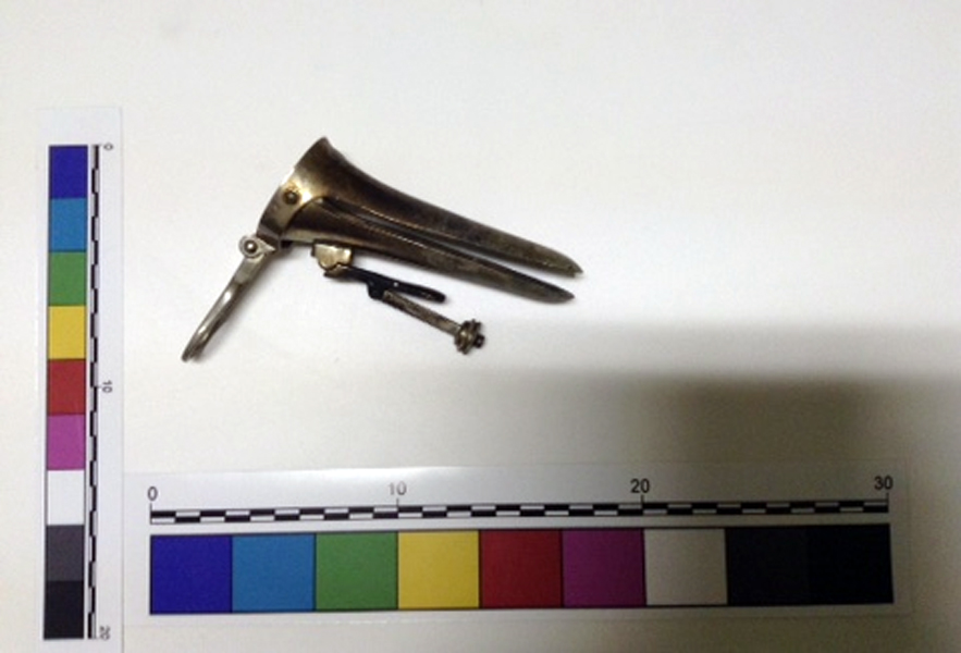 Divaricatore (divaricatore ginecologico, Strumento medico) (XX sec)