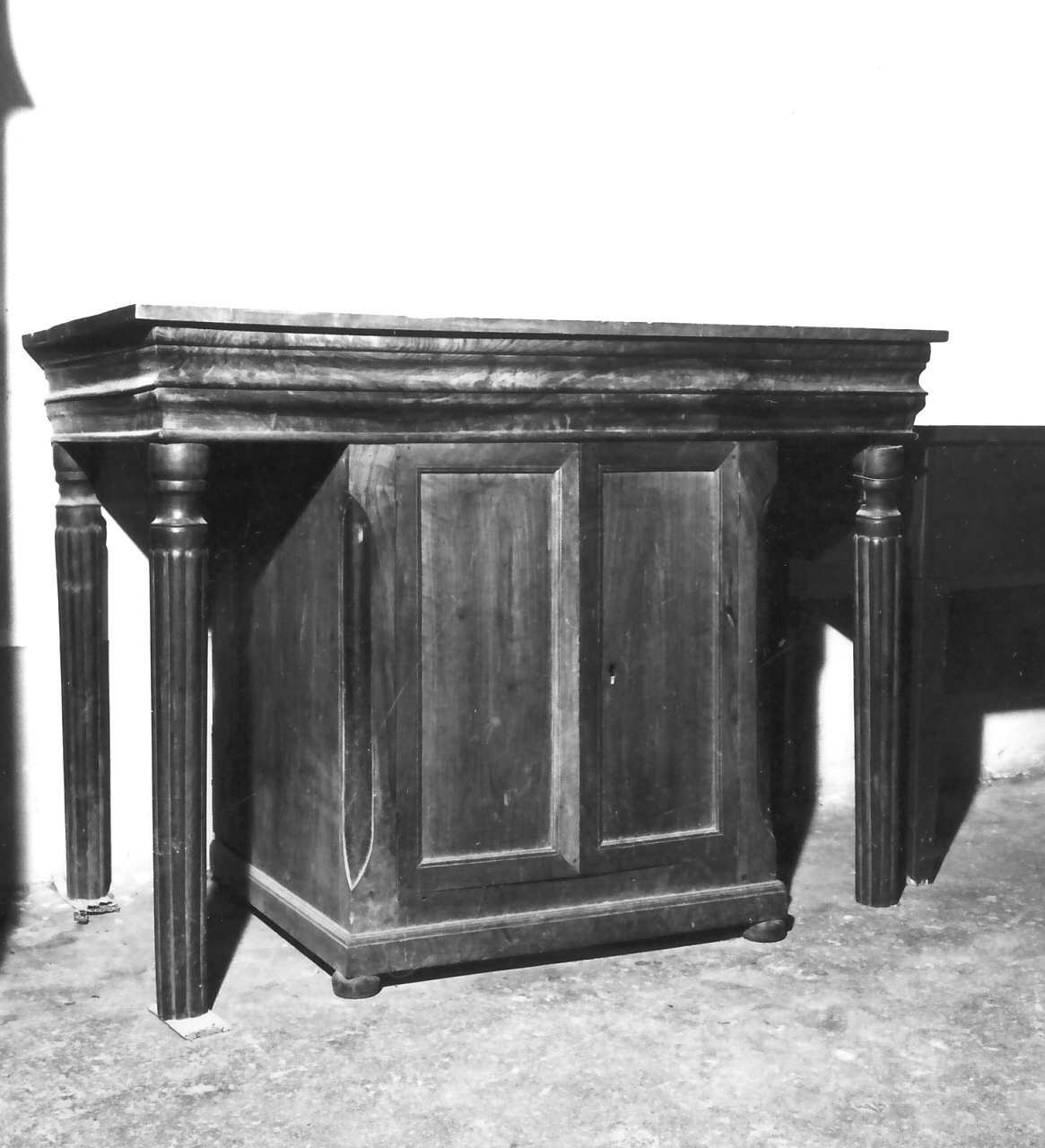 tavolo, opera isolata - bottega calabrese (sec. XIX)