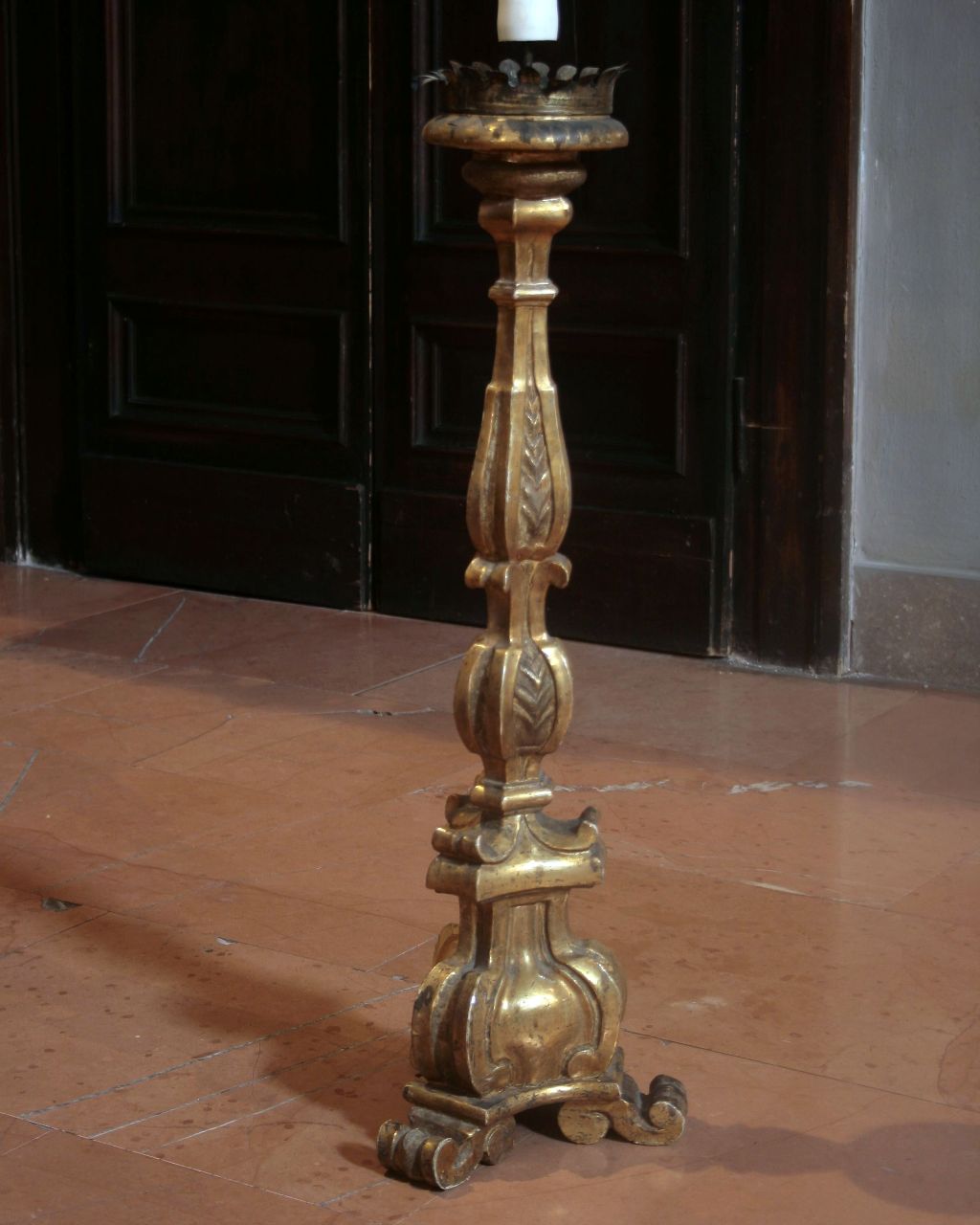 soggetto assente (candelabro, elemento d'insieme) - bottega Italia centrale (sec. XVIII)