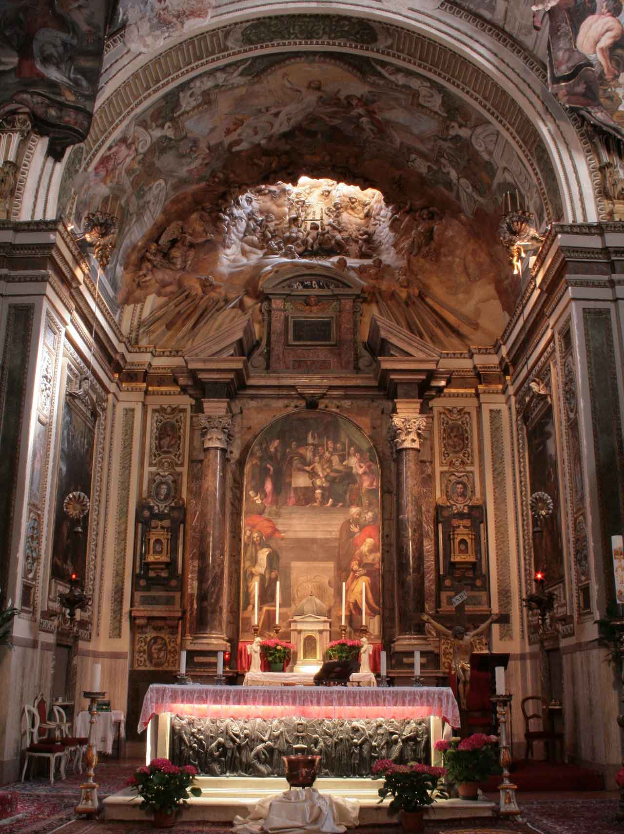 cherubino, motivi decorativi a volute, stemma dell'Ordine dei Barnabiti (mostra d'altare, insieme) - bottega Italia centrale (sec. XVII)