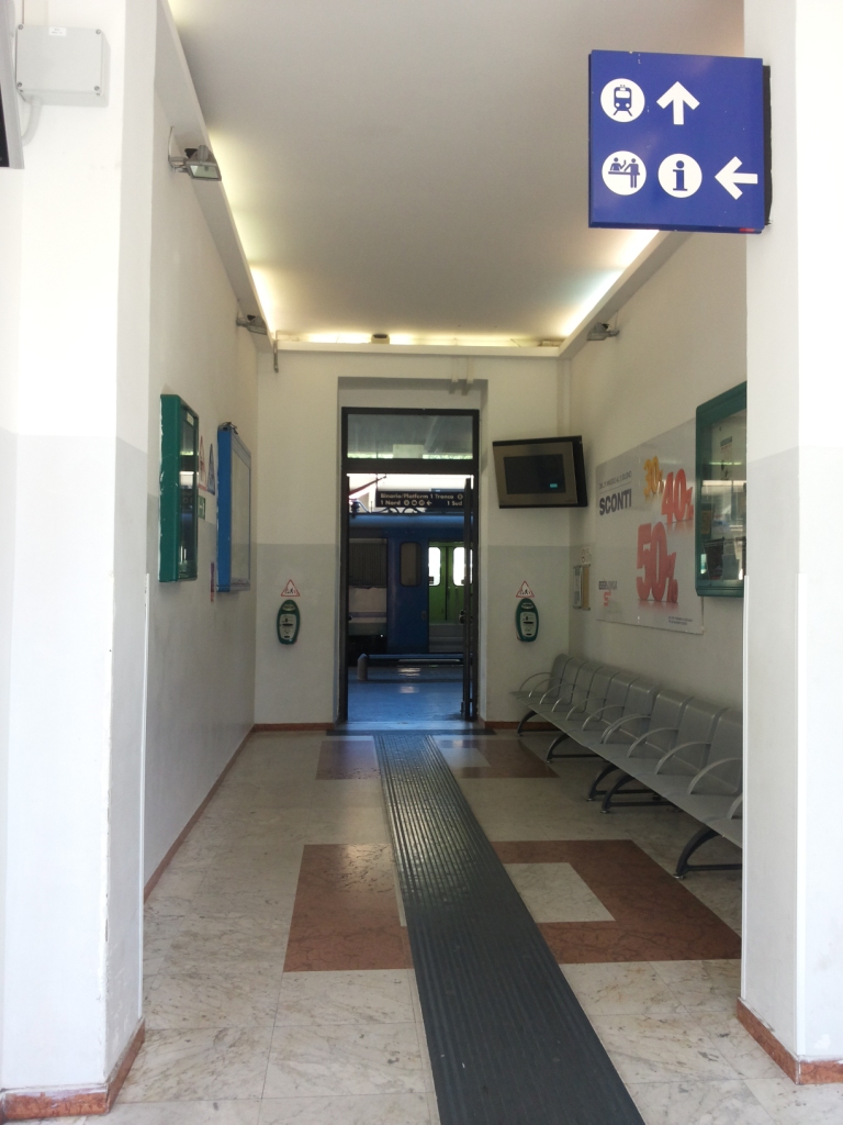 Stazione Ferroviaria di La Spezia Centrale (stazione, ferroviaria) - La Spezia (SP)  <br>Condizioni d'uso: <a class='link-esterno' href='https://docs.italia.it/italia/icdp/icdp-pnd-circolazione-riuso-docs/it/v1.0-giugno-2022/testo-etichetta-BCS.html' target='_bcs'>Beni Culturali Standard (BCS)</a>
