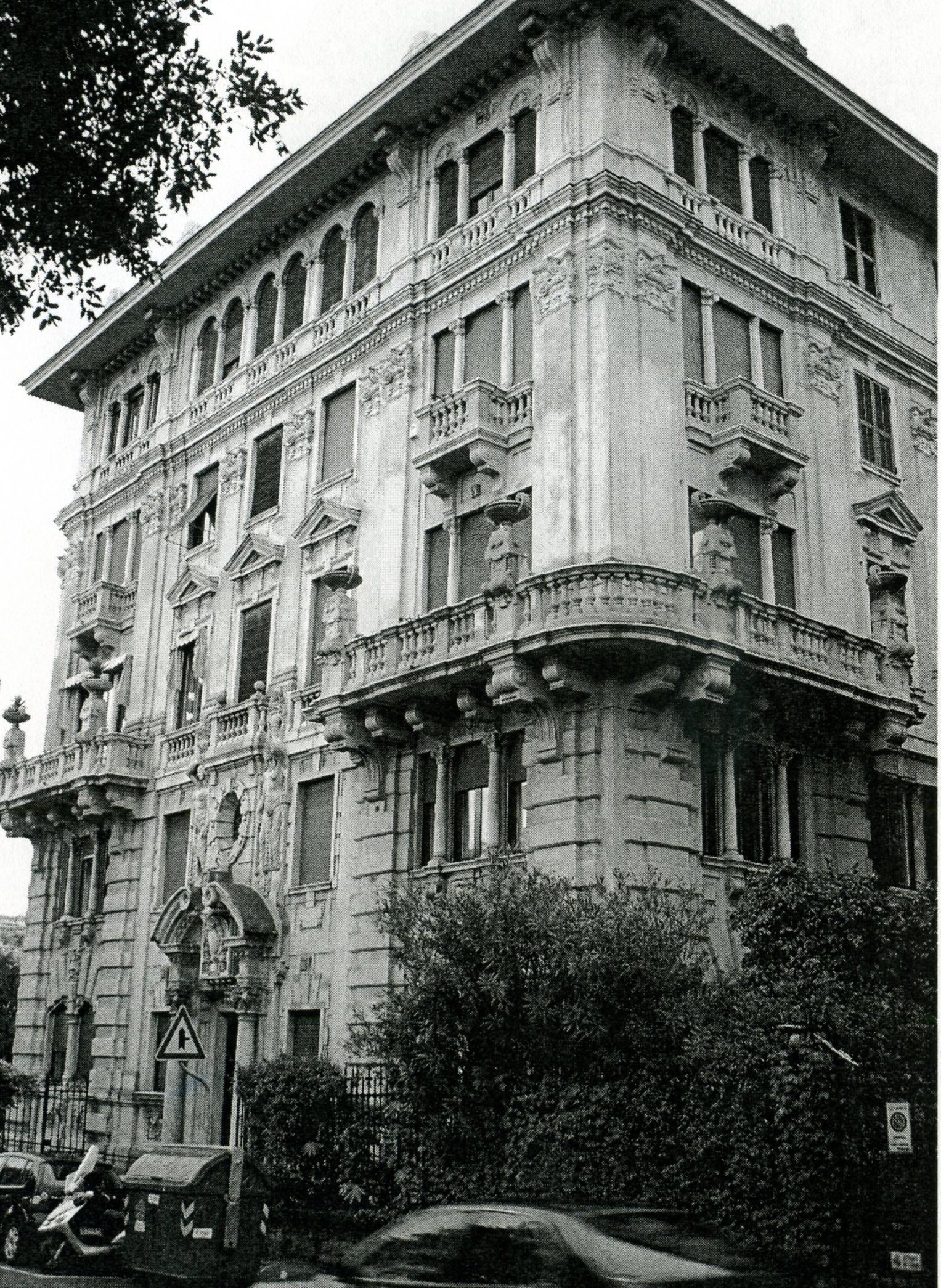 Palazzo in via Francesco Pozzo 22 con giardino (palazzo) - Genova (GE) 