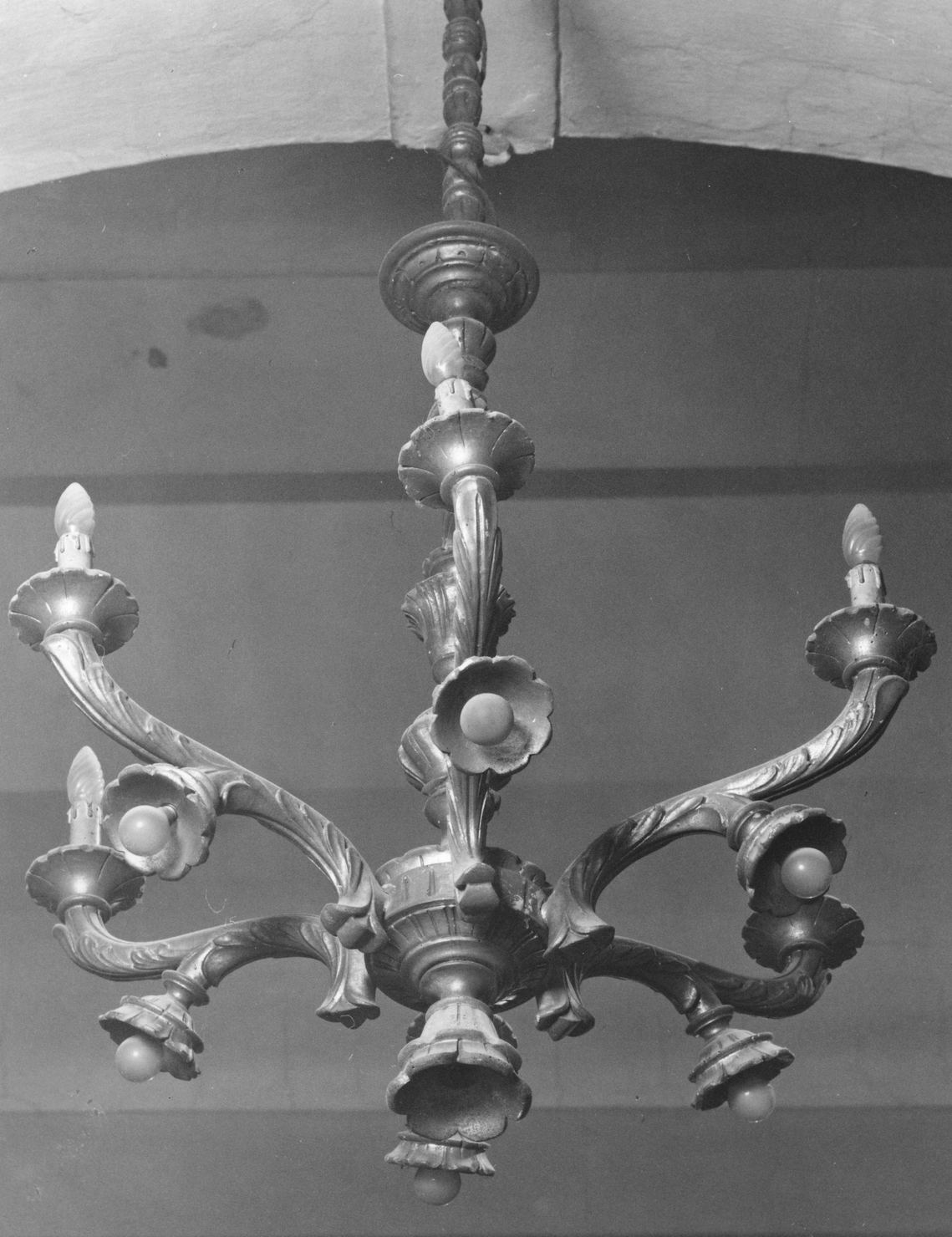 lampadario - a bracci, serie - bottega toscana (prima metà sec. XX)