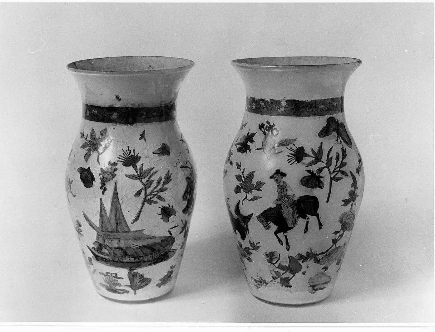 vaso, coppia - produzione cinese (seconda metà sec. XIX)