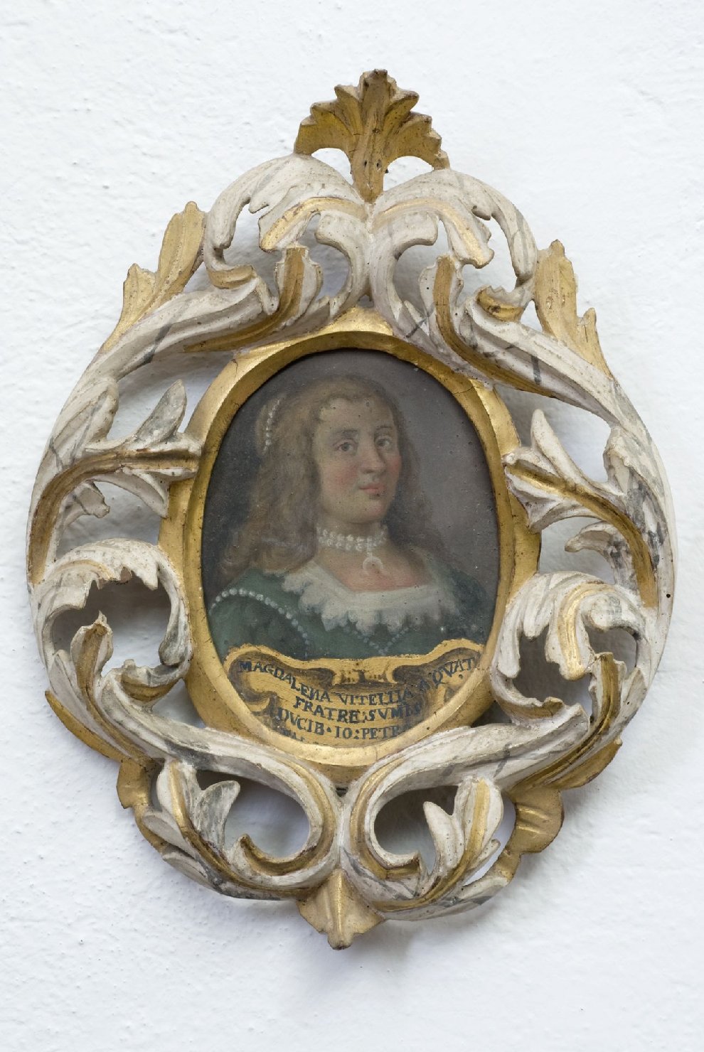 Ritratto di Maddalena Vitelli (dipinto, elemento d'insieme) - ambito tifernate, bottega Europa centrale (sec. XVIII)