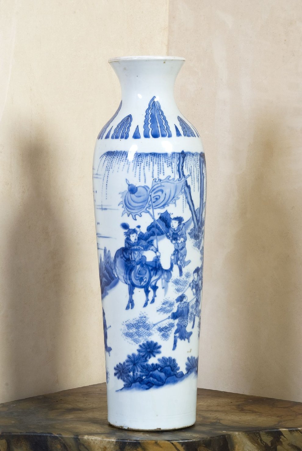 Cavaliere nobile con il suo seguito (vaso, elemento d'insieme) - produzione asiatica (sec. XVII)