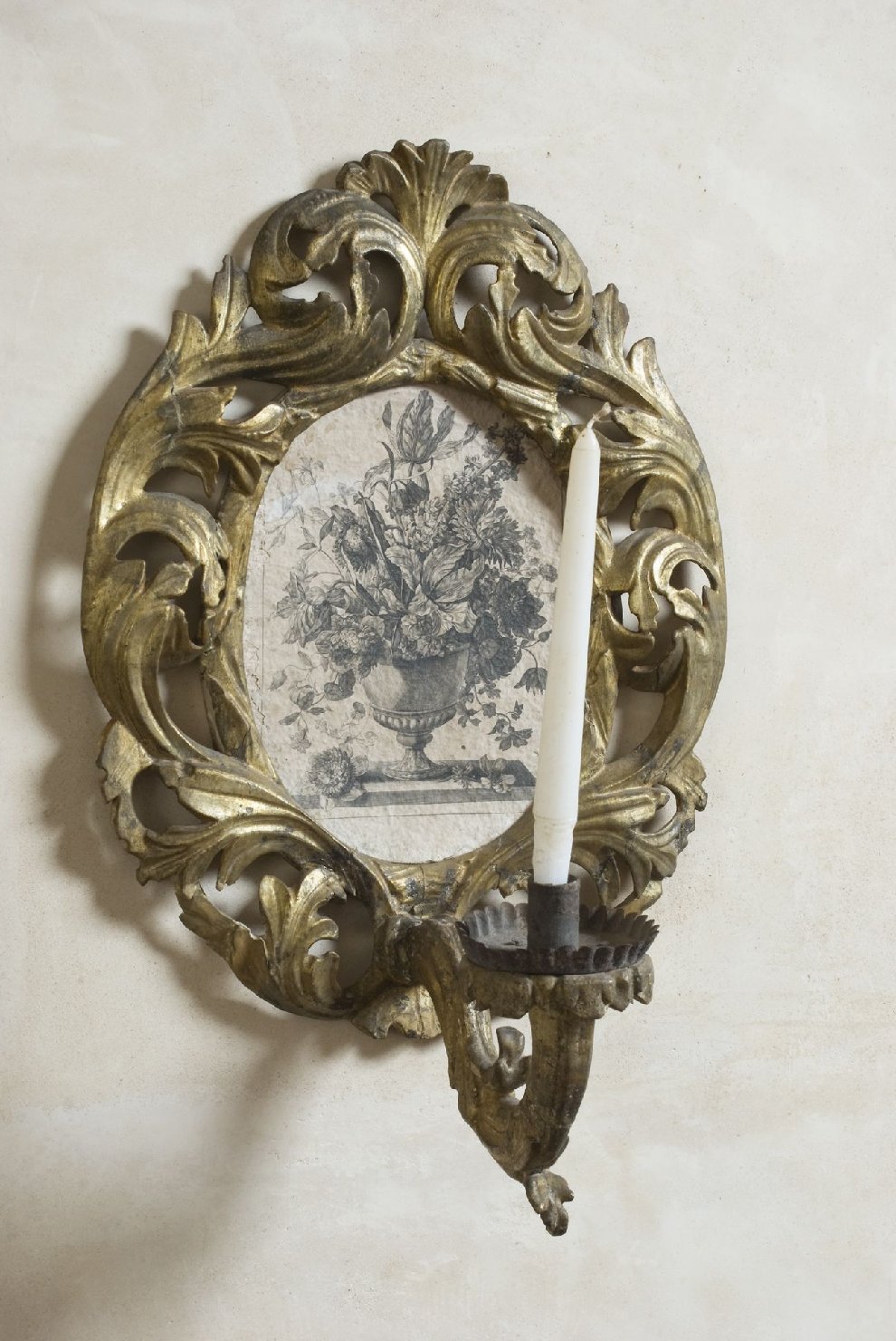 Vaso di fiori (applique, elemento d'insieme) - bottega Europa centrale (fine/ inizio secc. XVII/ XVIII)