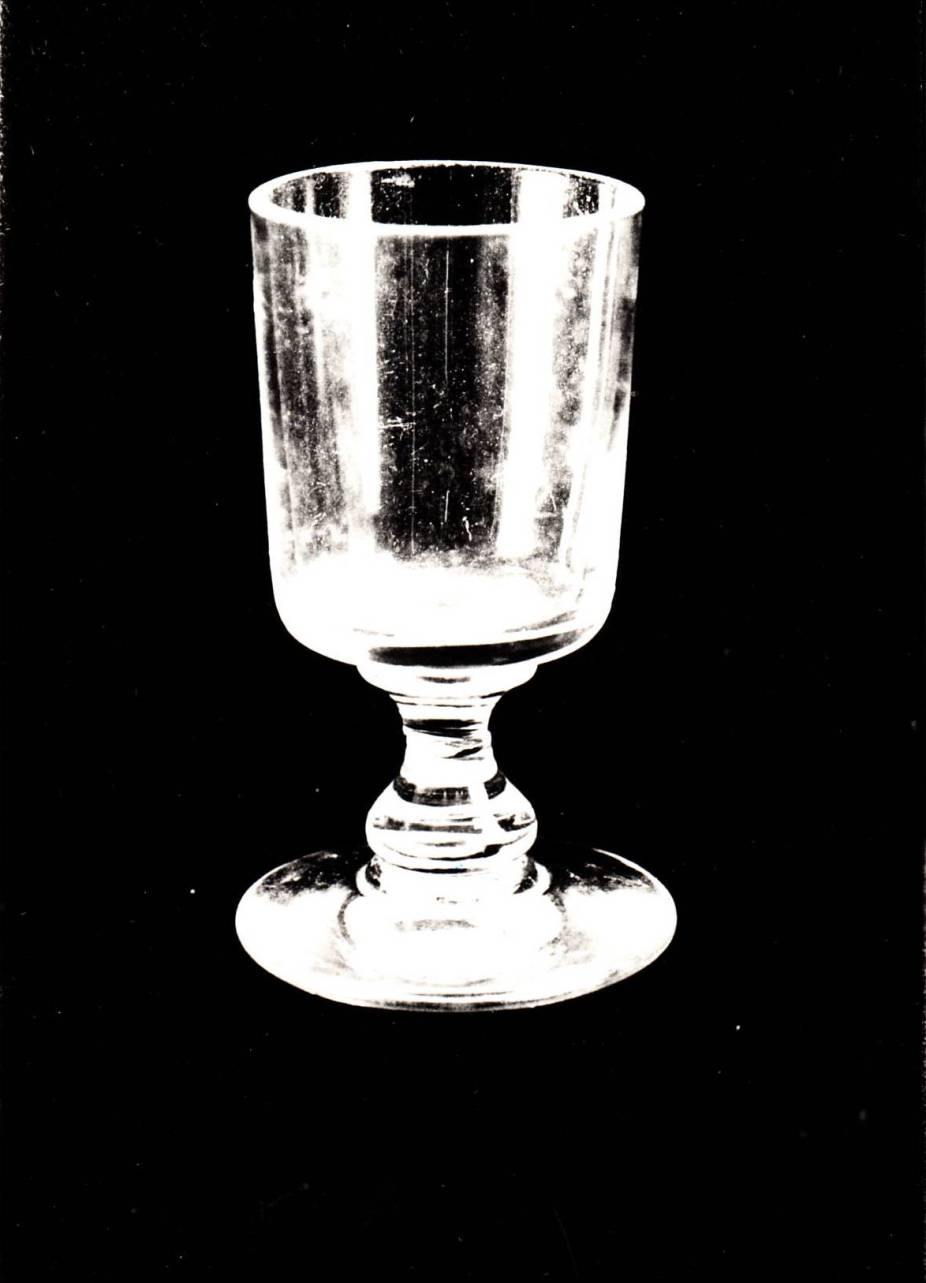 soggetto assente (bicchiere, elemento d'insieme) - bottega Italia centrale (terzo quarto sec. XX)