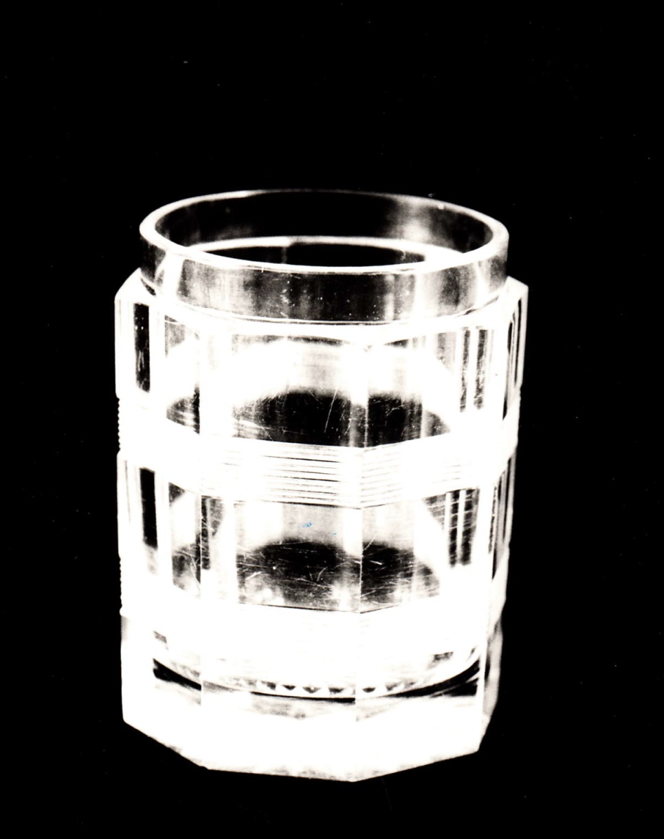 soggetto assente (vaso, elemento d'insieme) - bottega Italia centrale (sec. XX)