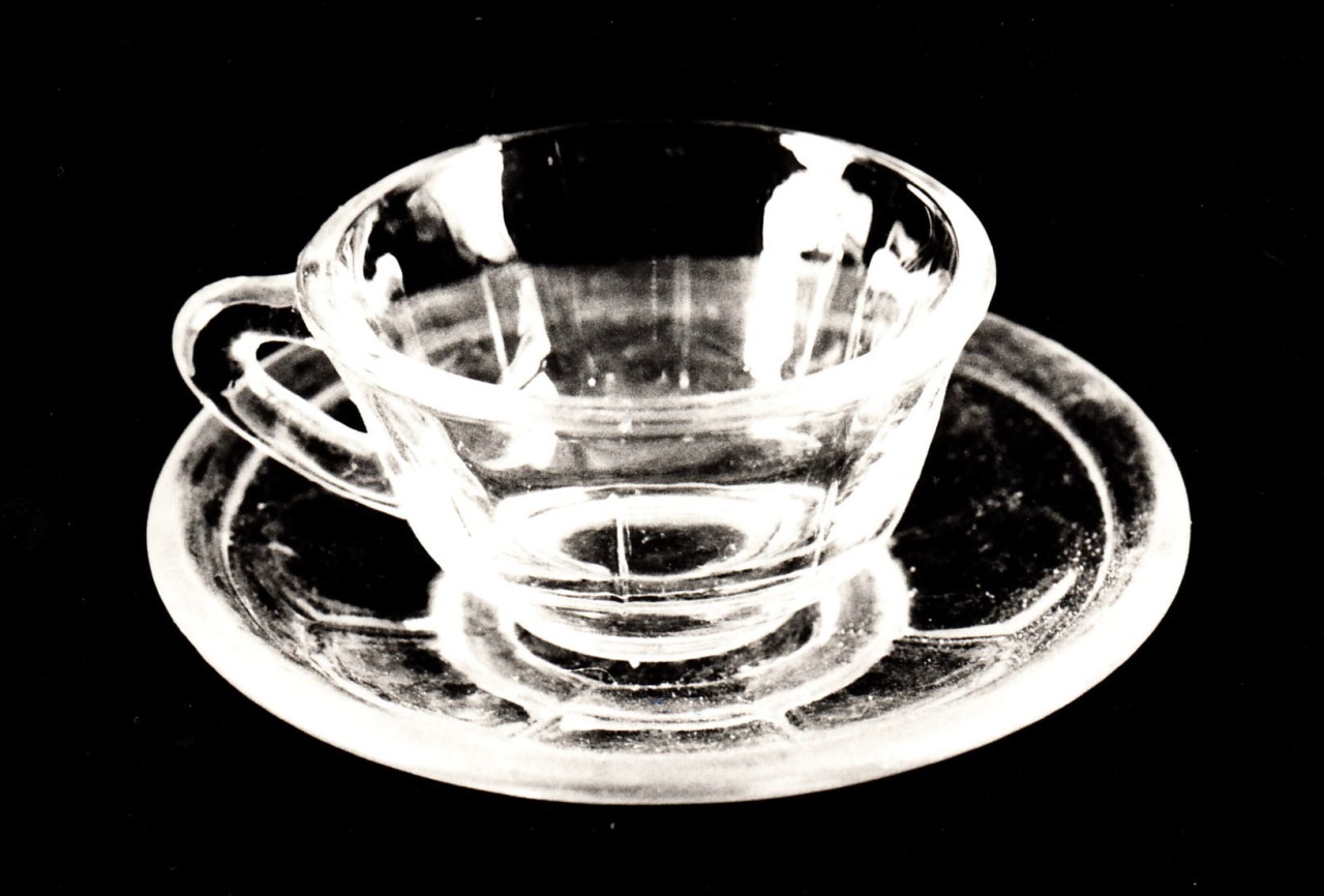 soggetto assente (tazzina, elemento d'insieme) - bottega Italia centrale (ultimo quarto sec. XX)