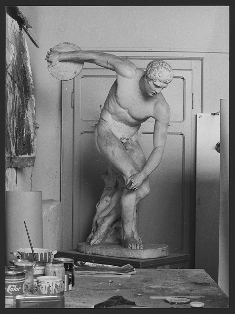 Discobolo Lancellotti, Discobolo (statua) di Gherardi Virgilio - produzione Italia centro-settentrionale (secc. XIX)