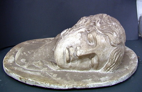 Erinni Ludovisi, Testa di Erinni (scultura) - produzione Italia centro-settentrionale (secc. XVIII/XX)