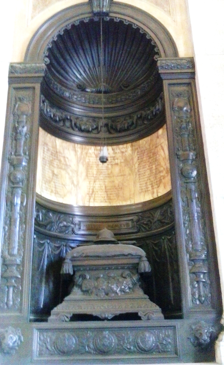 monumento ai caduti di Manfredi Manfredo (sec. XX)