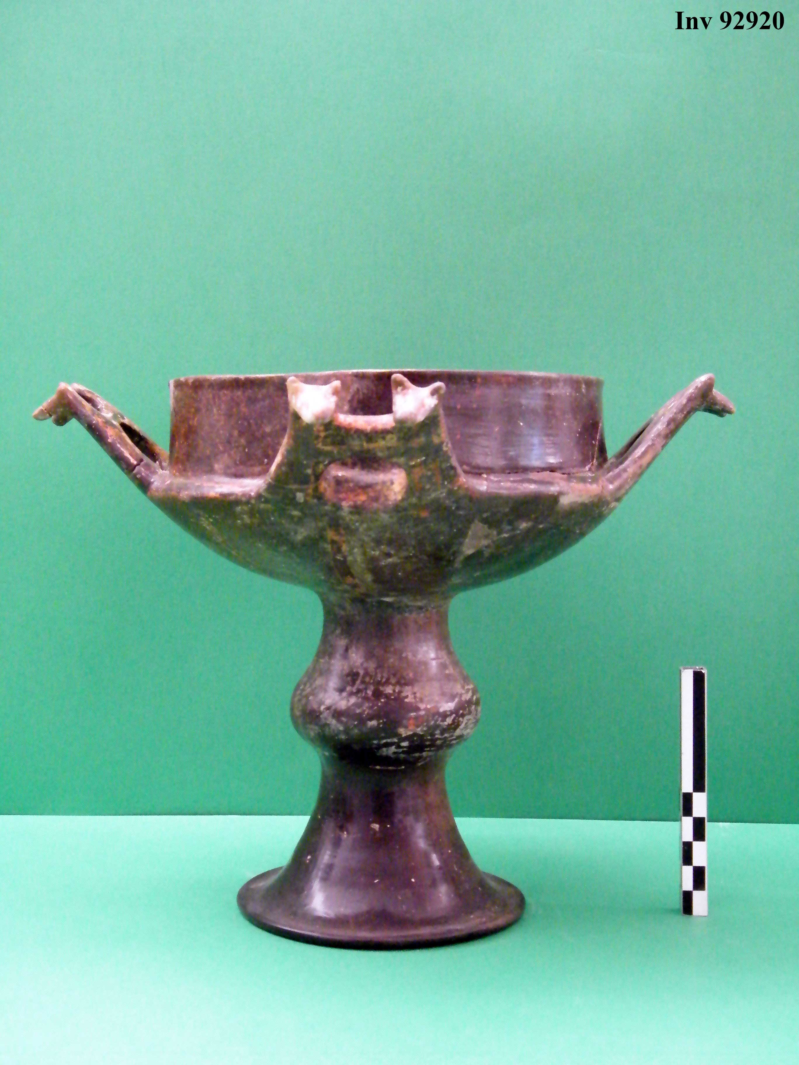 calice, tetransato (VII a.C)