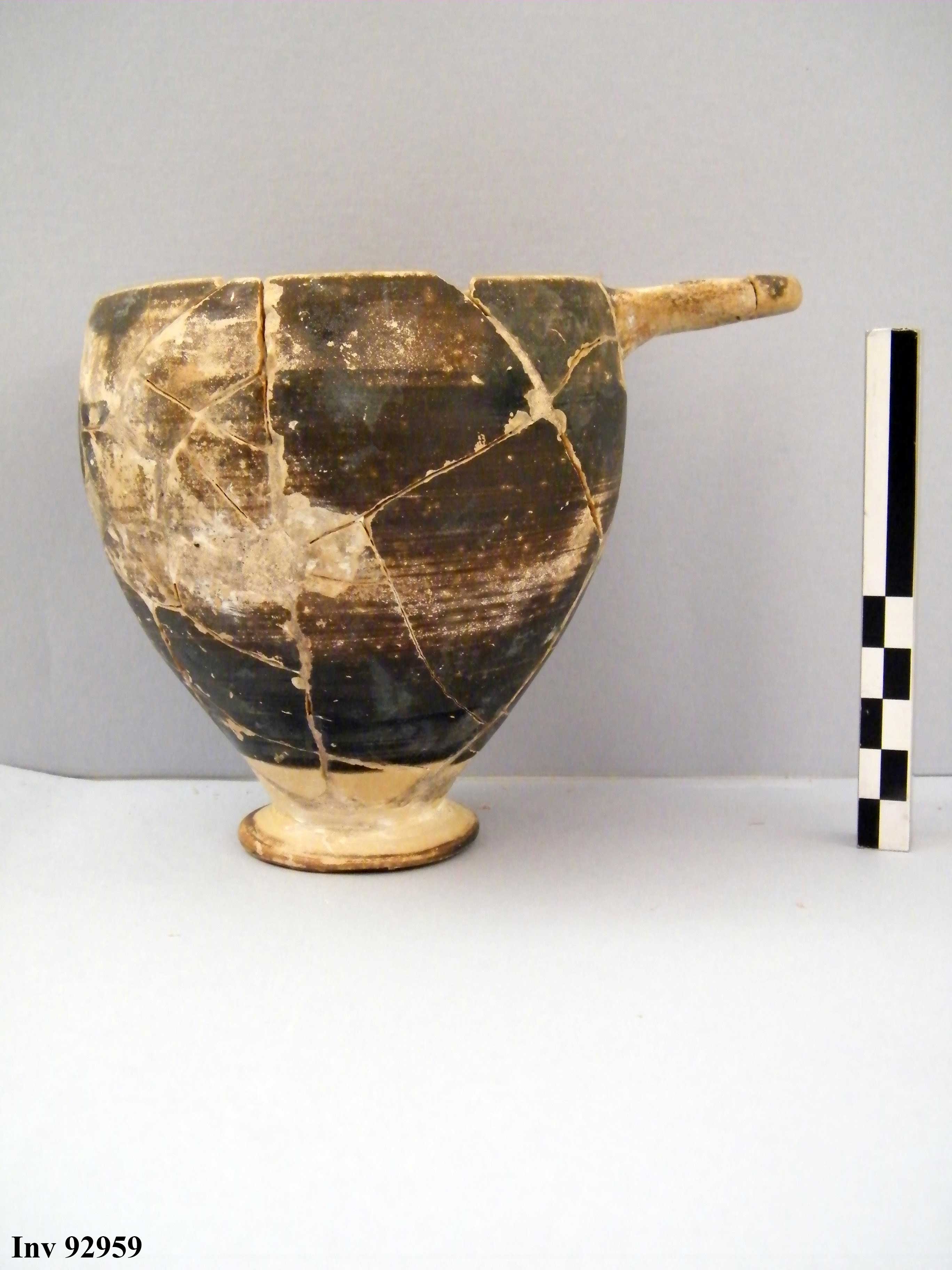 skyphos, di tipo corinzio - seconda metà Piceno IVb (V a.C)