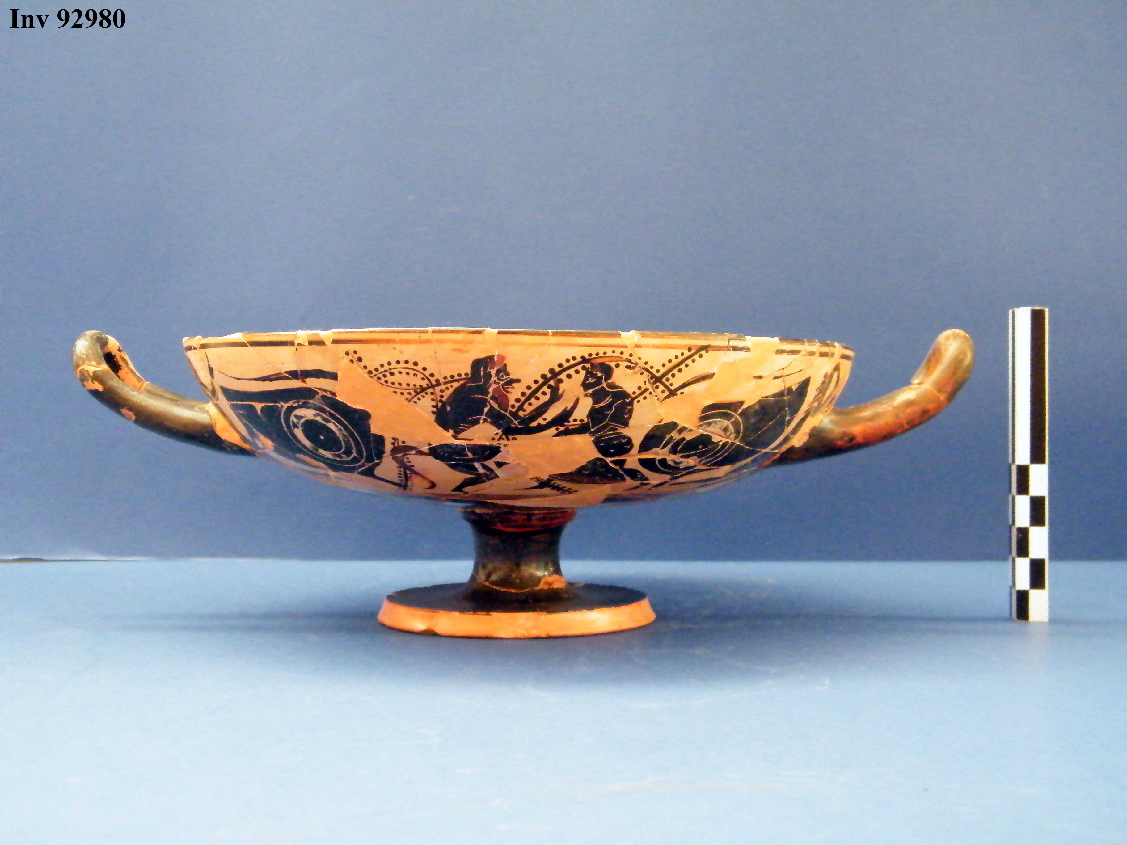 kylix, a occhioni (fine VI a.C)