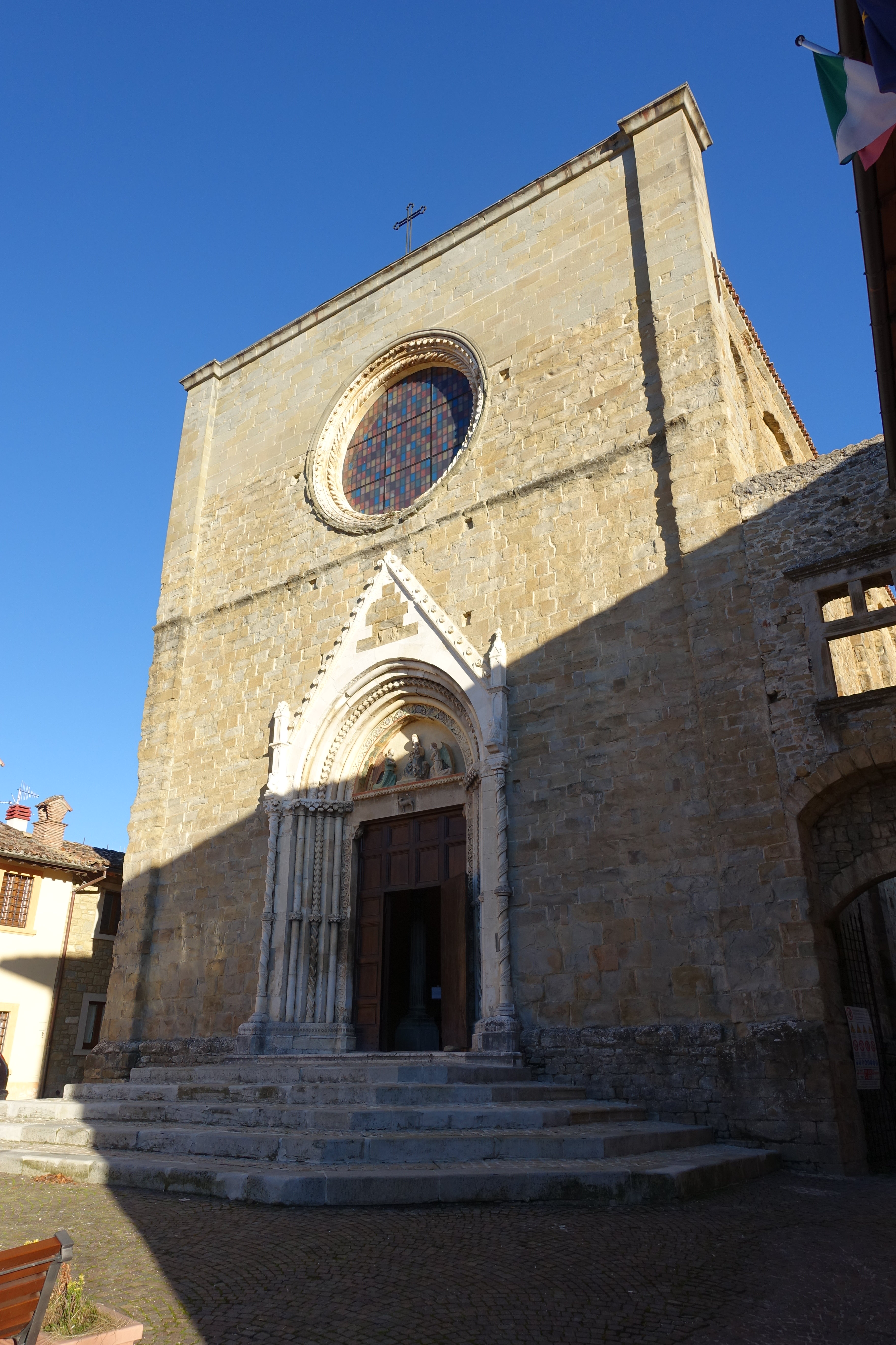Basilica di San Francesco ad Amatrice (chiesa) - Amatrice (RI)  <br>Condizioni d'uso: <a class='link-esterno' href='https://docs.italia.it/italia/icdp/icdp-pnd-circolazione-riuso-docs/it/v1.0-giugno-2022/testo-etichetta-BCS.html' target='_bcs'>Beni Culturali Standard (BCS)</a>