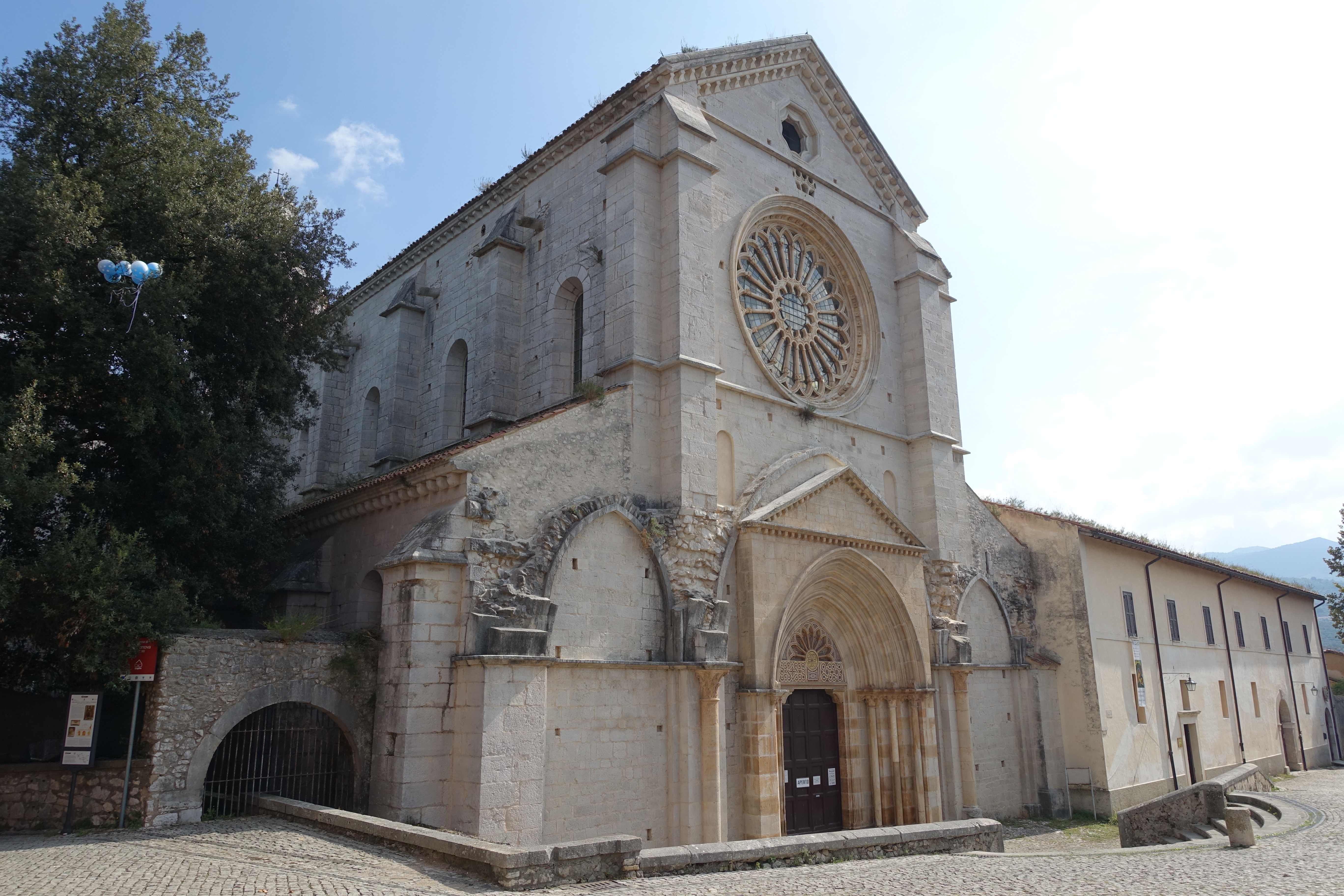 di Fossanova (chiesa, abbaziale) - Priverno (LT) 