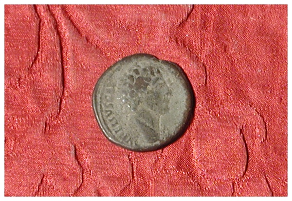 moneta - dupondio - produzione Roma imperiale (sec. II d.C)