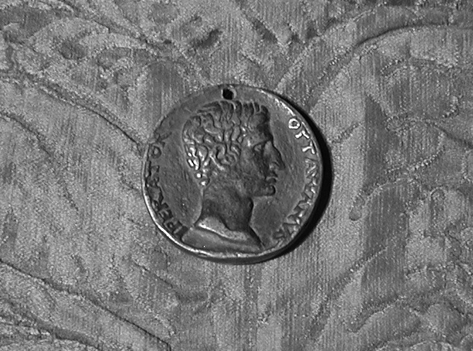 medaglia - ambito romano (prima metà sec. I d.C)