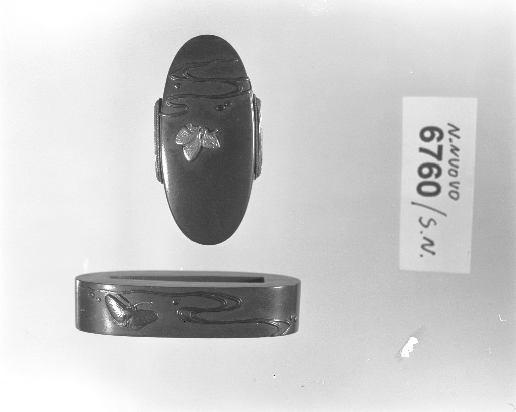 elementi decorativi (fuchi, opera isolata) - ambito giapponese (secc. XVI/ XIX)