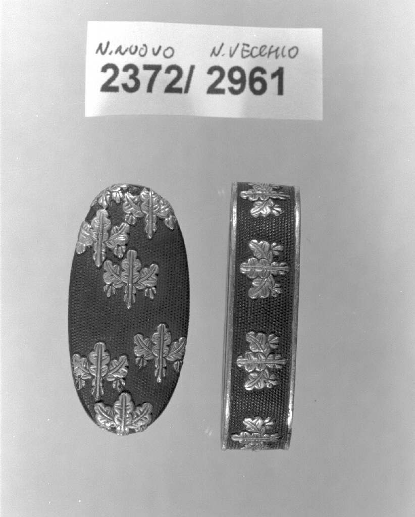 elementi decorativi (fuchi, opera isolata) - ambito giapponese (secc. XVI/ XIX)