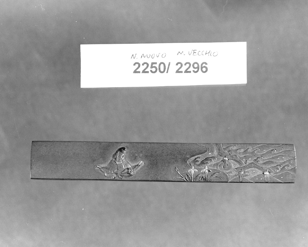 elementi decorativi (impugnatura di arma bianca, opera isolata) - ambito giapponese (secc. XVI/ XIX)