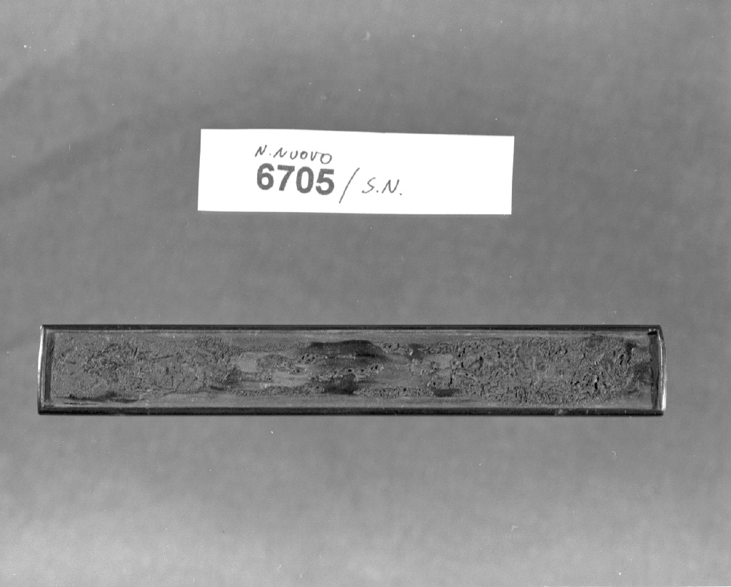 elementi decorativi (impugnatura di arma bianca, opera isolata) - ambito giapponese (secc. XVI/ XIX)