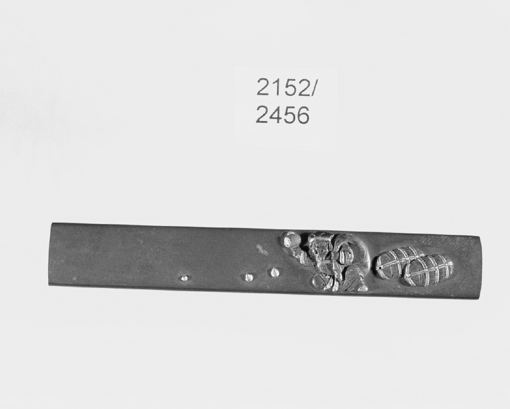 divinità orientale (impugnatura di arma bianca, insieme) di Ichiyosai Hironao (secc. XVI/ XIX)