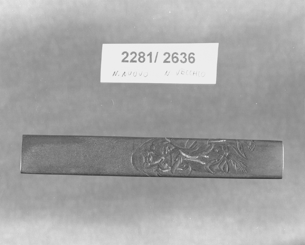 elementi decorativi (impugnatura di arma bianca, opera isolata) - ambito giapponese (secc. XVI/ XIX)