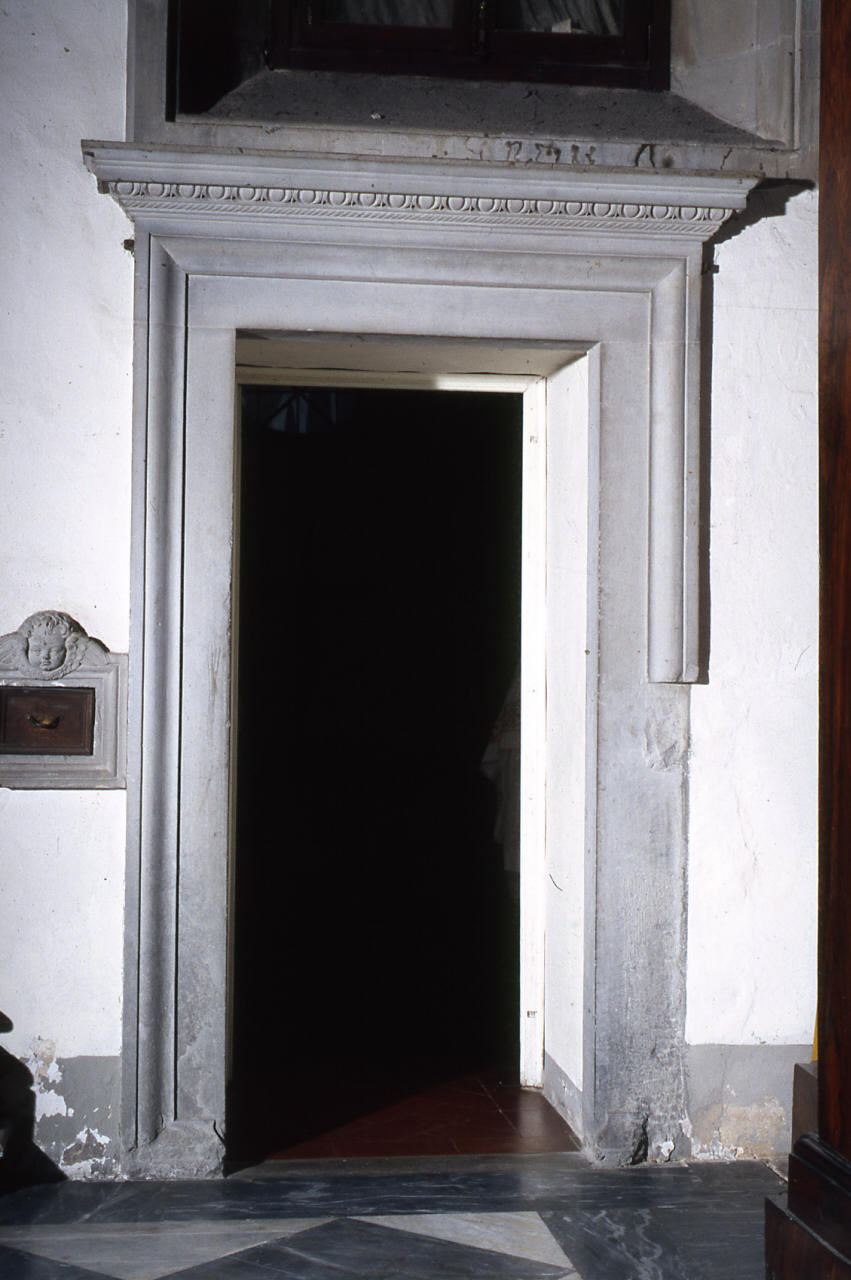 mostra di porta, serie di Michelozzo - bottega fiorentina (sec. XV)