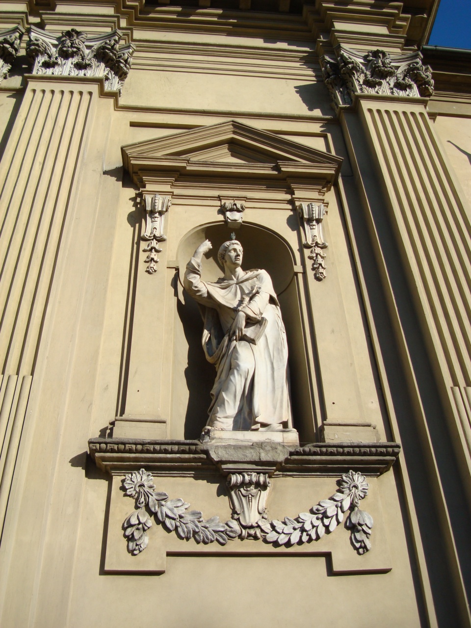 San Vincenzo Ferrer (scultura) di Capezzuoli Giovanni Battista (sec. XVIII)