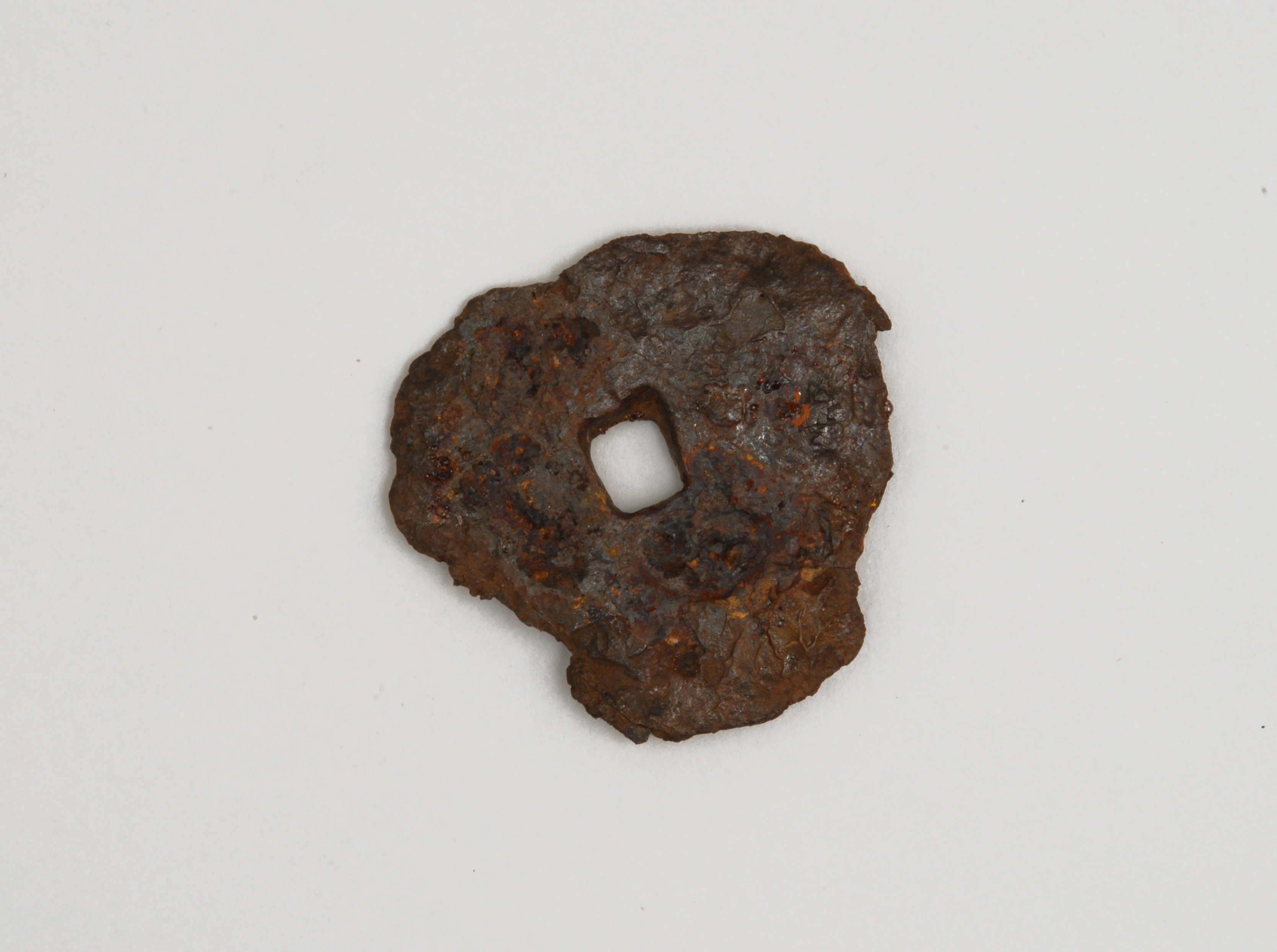 Placchetta - produzione autoctona (sec. VII d.C)