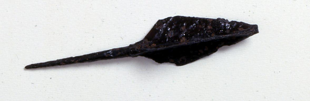 punta di freccia, a tre alette - koinè avara (seconda metà sec. VII d.C)