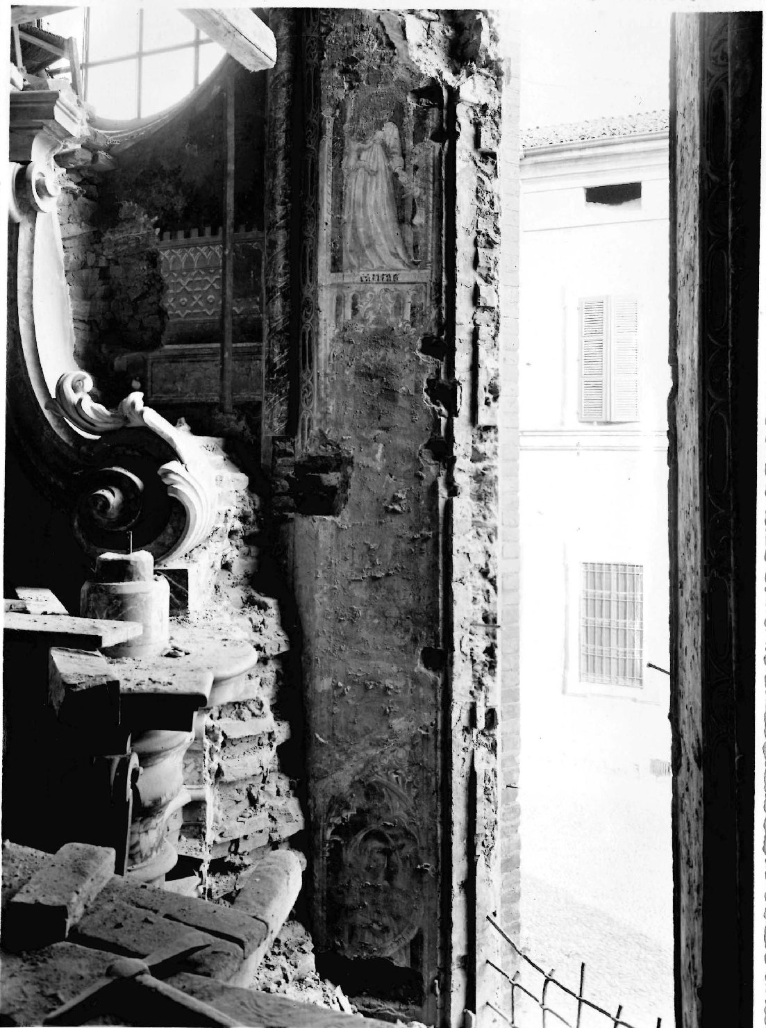 Architettura - Chiese - Apparati decorativi - Cremona (positivo) di Negri, Giovanni (studio) (XX)