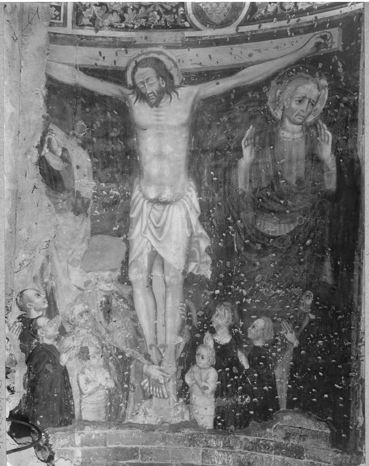 Architettura – Chiese – Apparati dipinti <Crocifissione>Cremona (positivo) di Sansoni, Mario (prima metà XX)