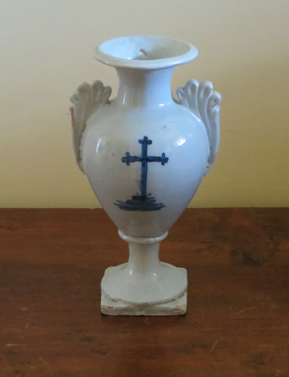 croce; rosa (vaso da fiori) - manifattura marchigiana (sec. XIX)