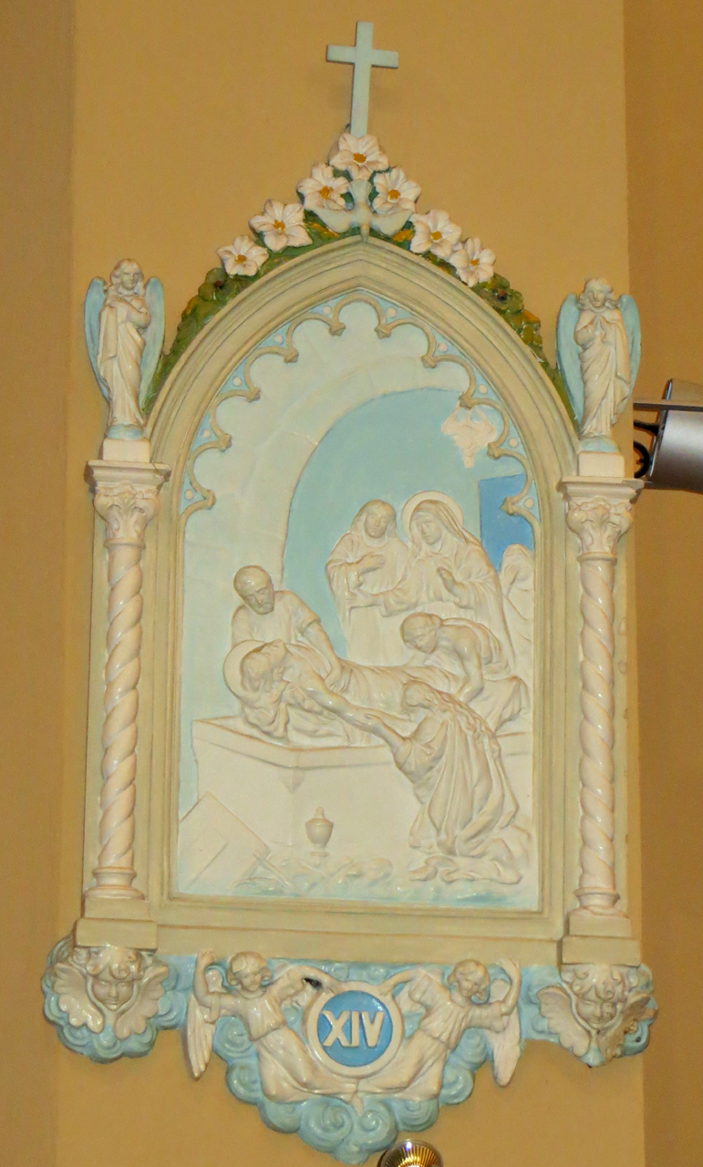 stazione XIV: Gesu' deposto nel sepolcro (stazione della Via Crucis, elemento d'insieme) di Girolomini Federico (inizio sec. XX)