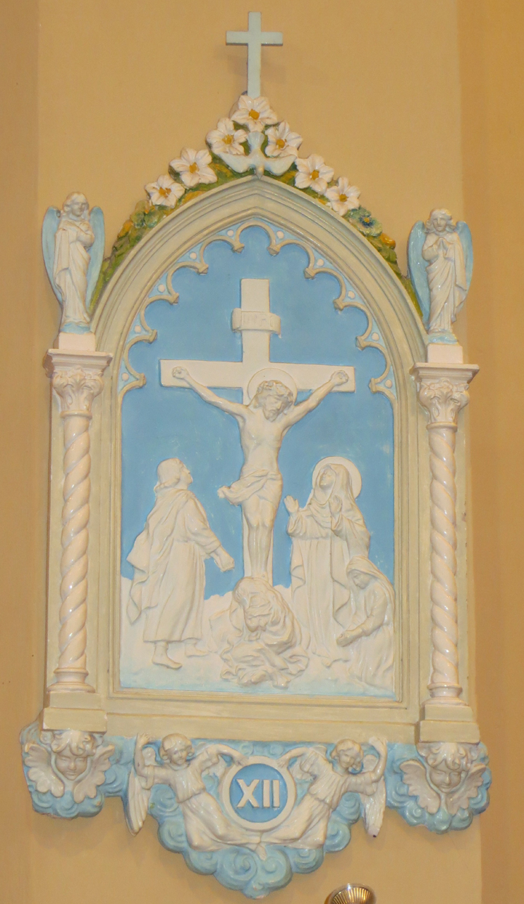 stazione XII: Gesu' innalzato e morto in croce (stazione della Via Crucis, elemento d'insieme) di Girolomini Federico (inizio sec. XX)
