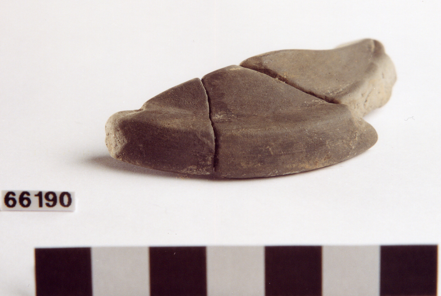 piede di coppa (secc. VI-V a.C)