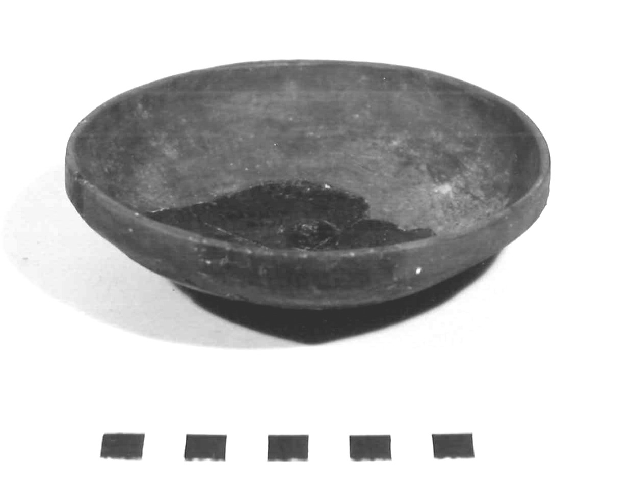 ciotola carenata con fondo ombelicato - subappenninico (età del bronzo finale)