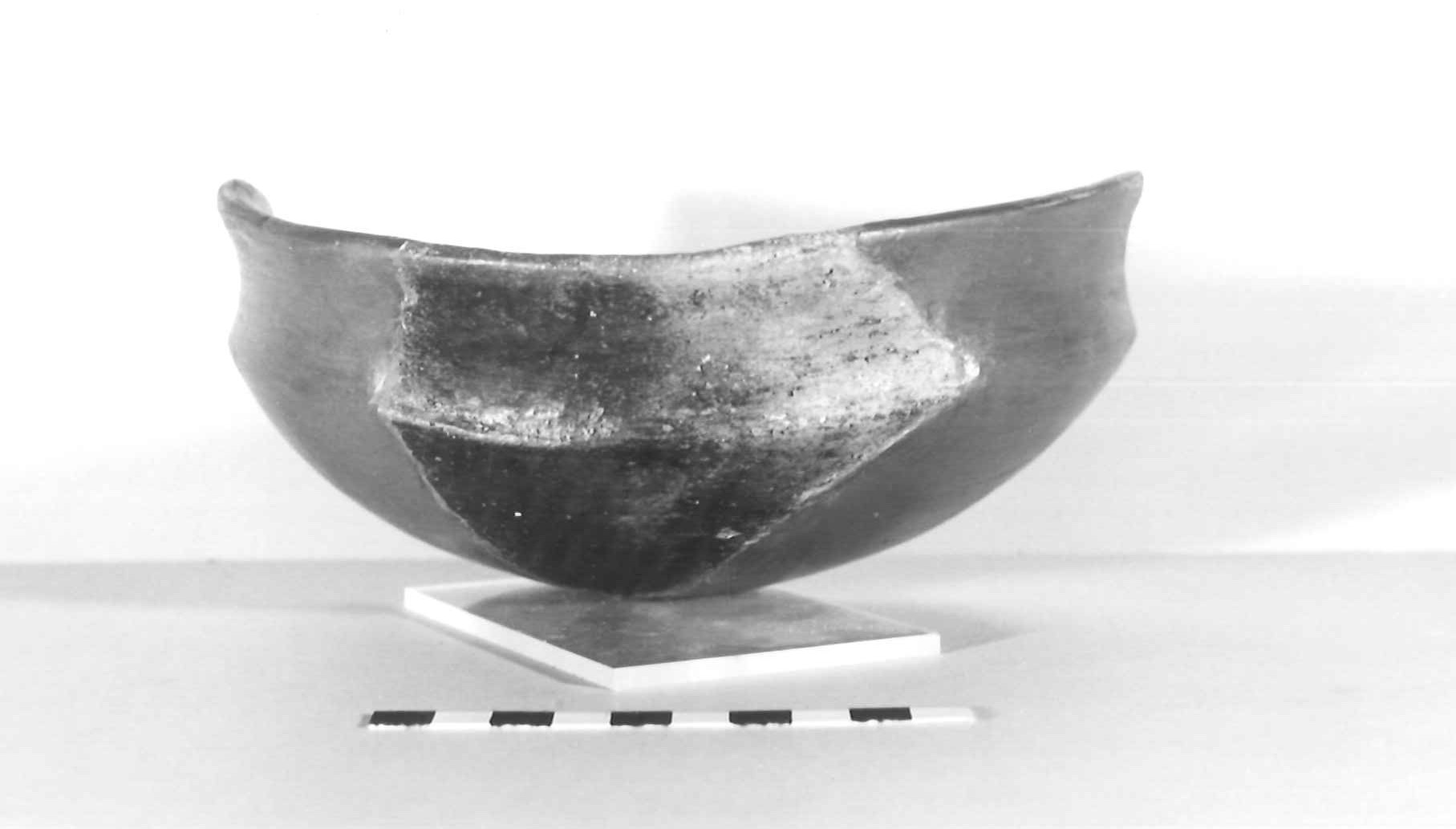 ciotola carenata - subappenninico (età del bronzo recente)