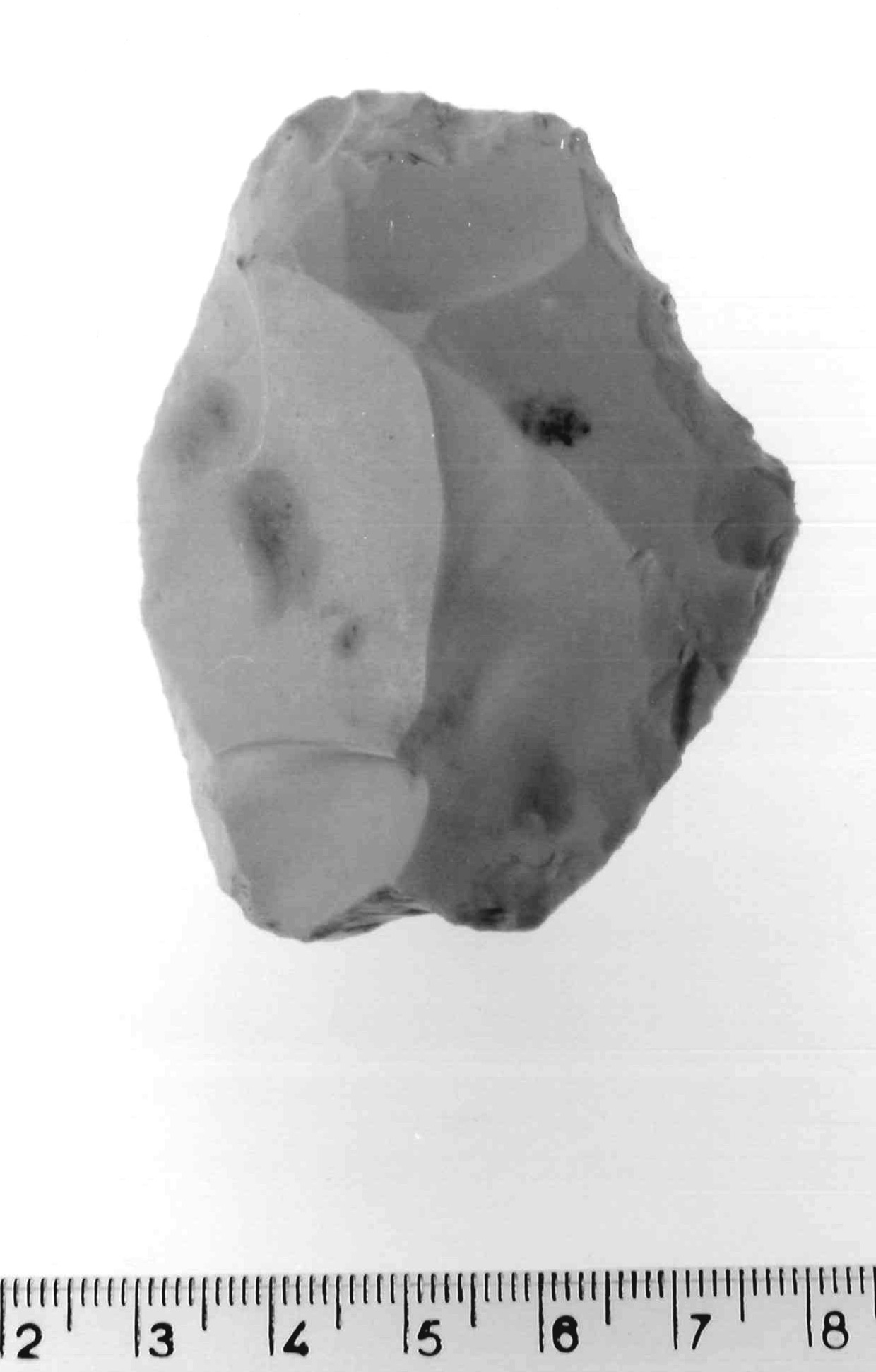 raschiatoio latero-trasversale - musteriano (paleolitico medio)