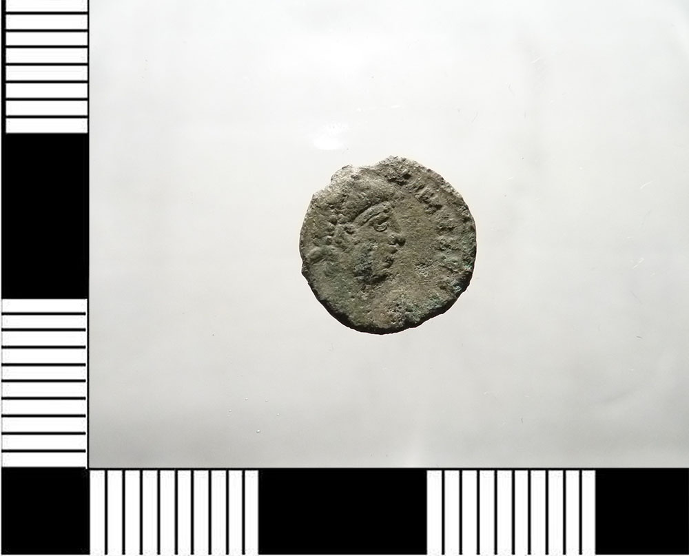 moneta - AE4 (Età di Magno Massimo)