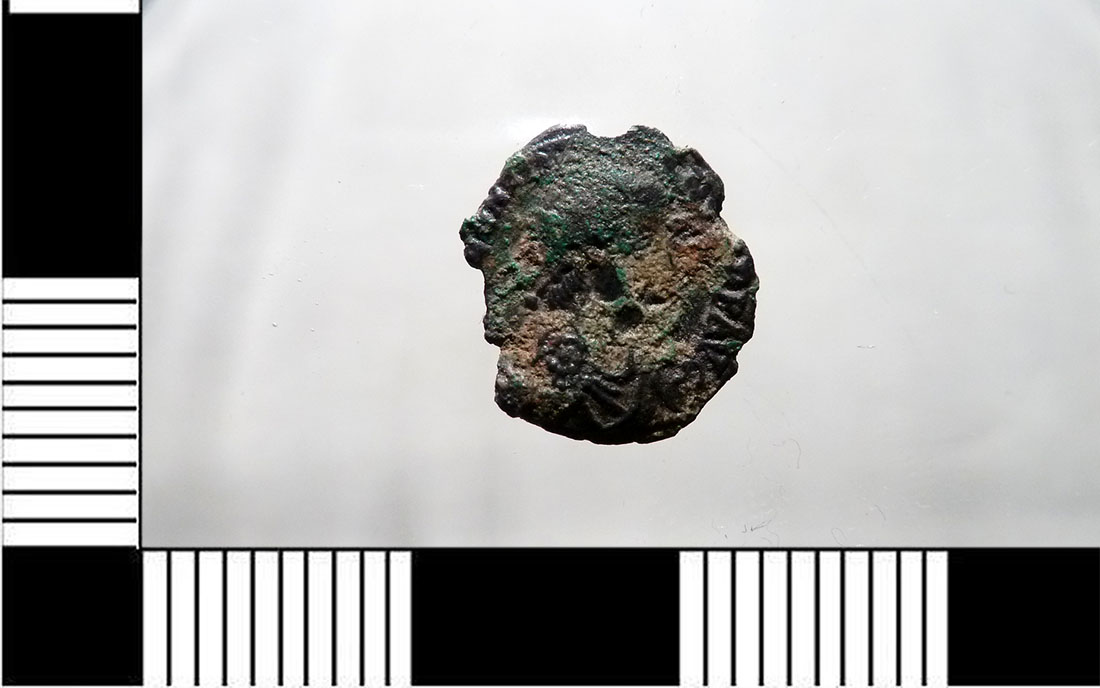 moneta - AE4 (Età di Valentiniano II)