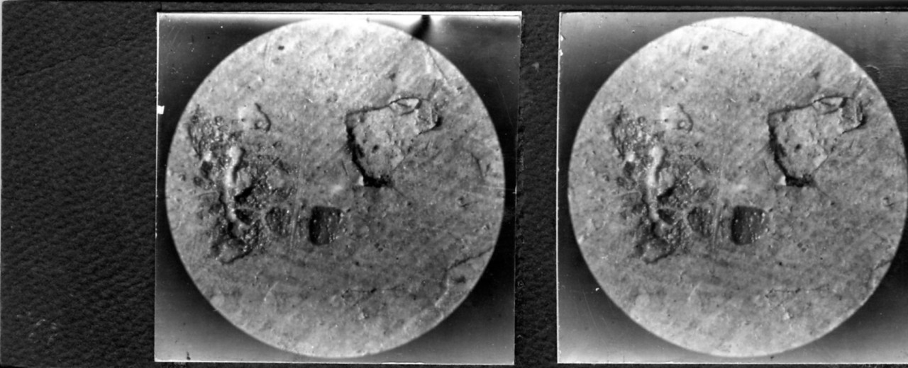 Ingrandimento al microscopio di dettagli della pellicola pittorica (positivo) di Vermehren, Augusto (XX)