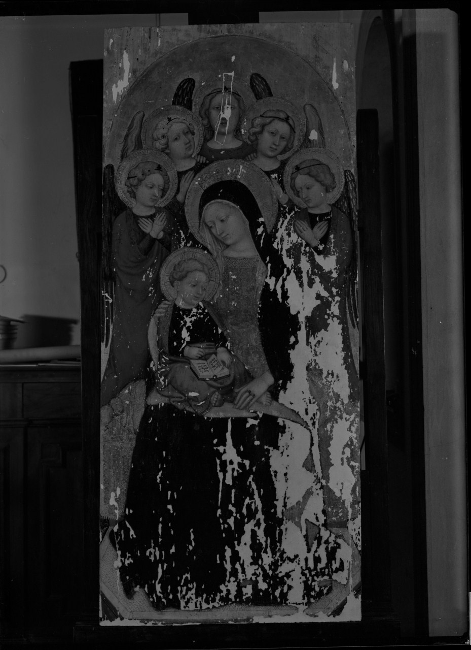 Madonna col Bambino e angeli; dipinto su tavola (negativo) di Vermehren, Augusto (XX)
