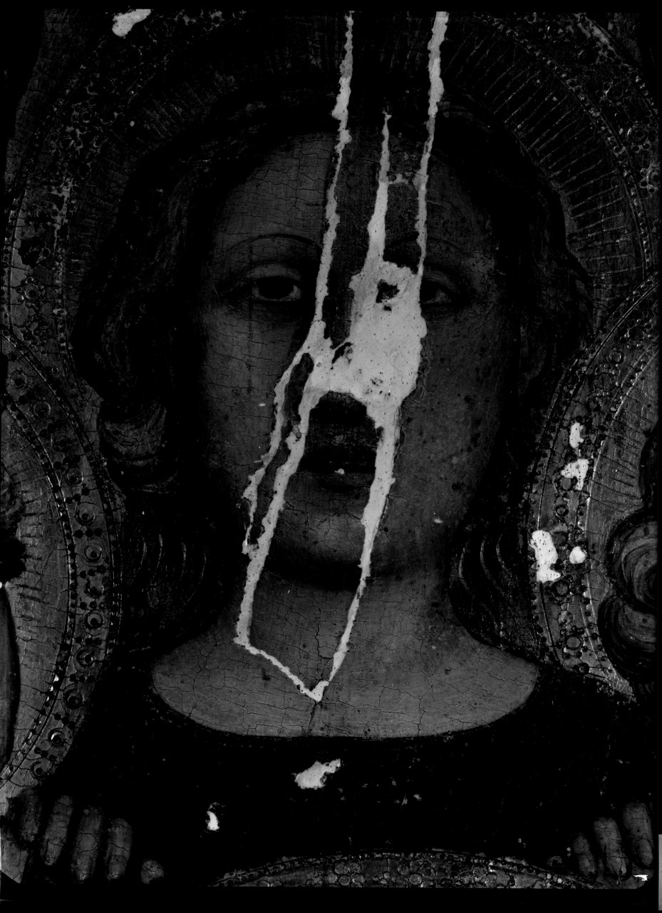 Madonna col Bambino e angeli; dettaglio dell'angelo centrale; dipinto su tavola (negativo) di Vermehren, Augusto (XX)